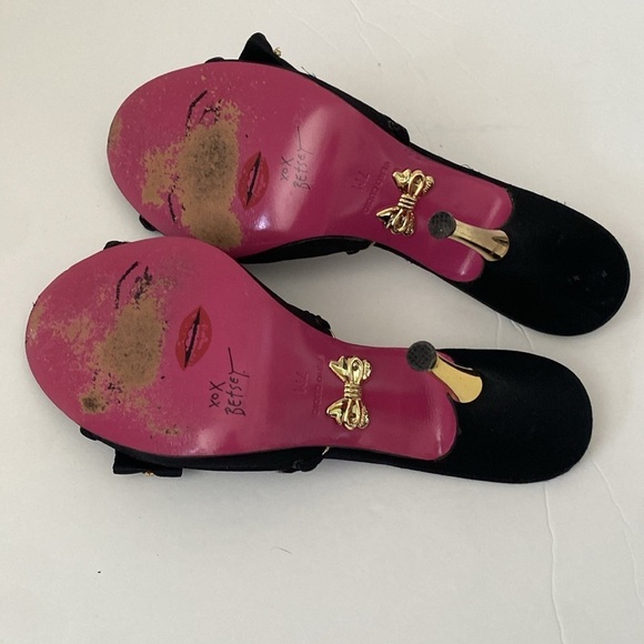 Betsey Johnson Satin Black Peep Toe Mules Heels size 7 M - Picture 7 of 9